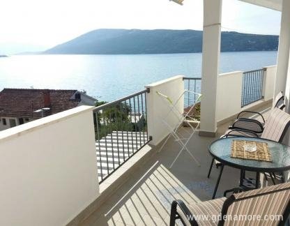 Apartmani Miljevic, Jugoistocni apartman, privatni smeštaj u mestu Herceg Novi, Crna Gora - IMG-3a067efbea6d55b93a16f28da85bfa68-V